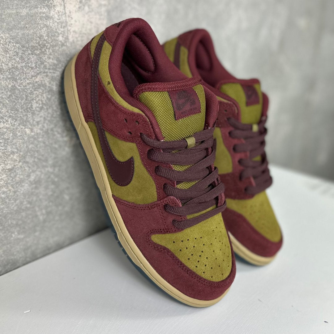 Nike SB Dunk Low Pro (Dark Team Red)
