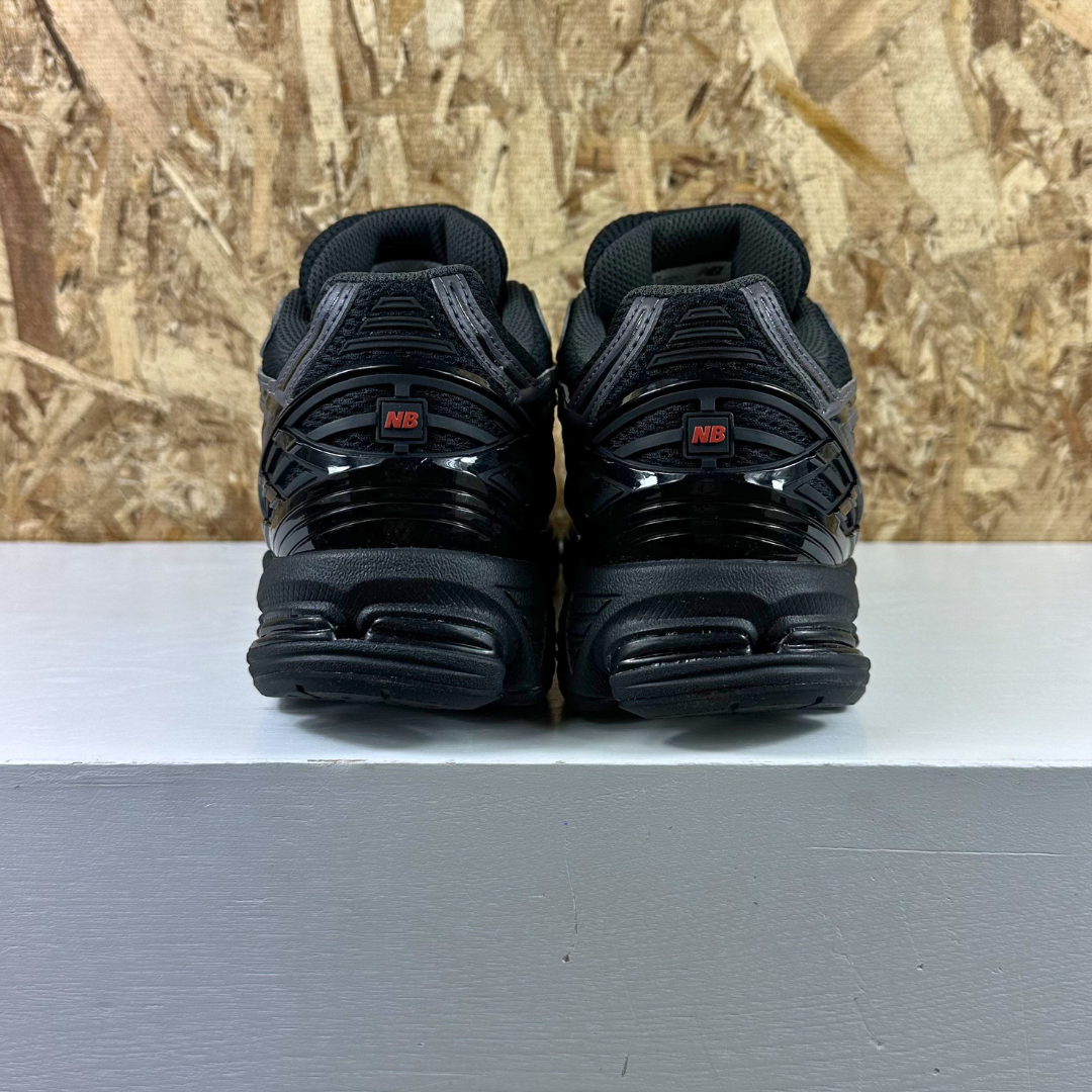 U1906LO - Black/Red