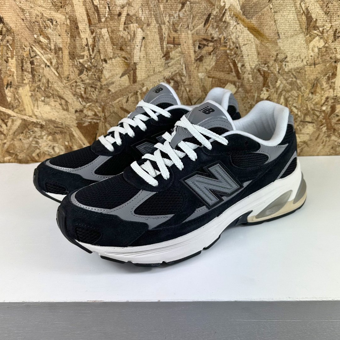 U2010892- Blk/Wht