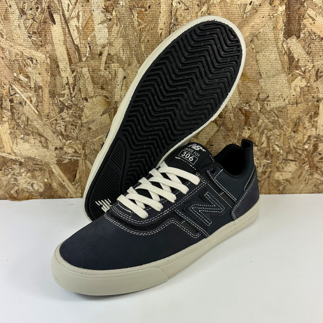 NM306 Jamie Foy - Grey/Beige
