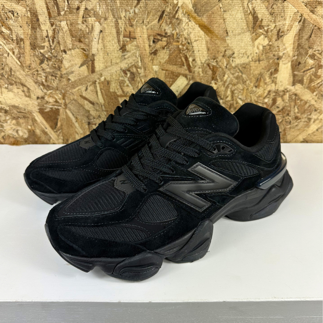 New Balance 9060 - Blk/Blk