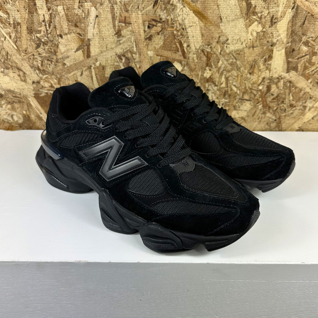 New Balance 9060 - Blk/Blk
