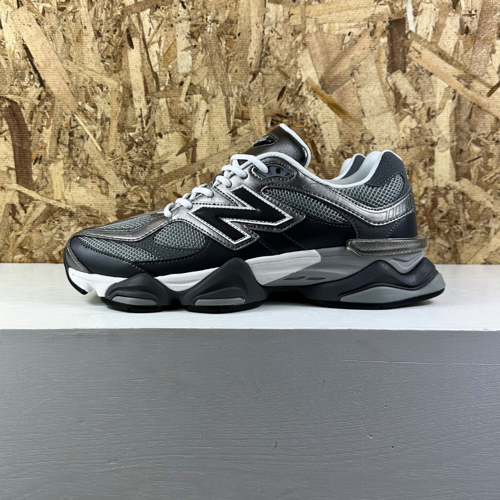 NM9060 - Grey/Black