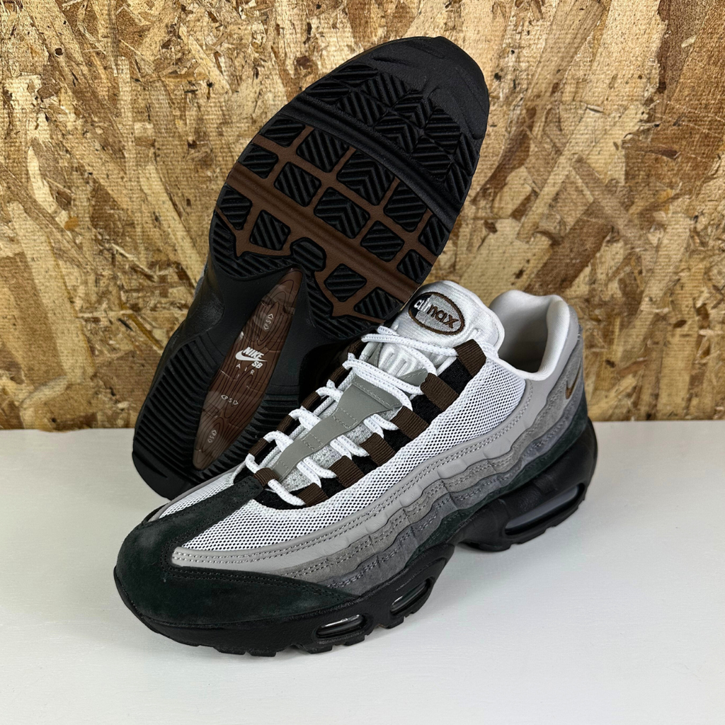 Nike SB Air Max 95 - Black/Cacao Brown – Pharmacy Boardshop