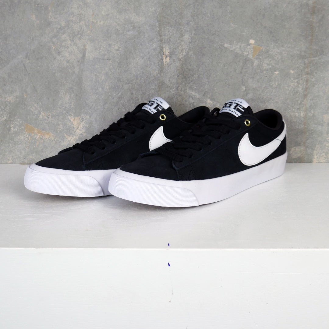 Blazer Low Pro GT Black/White