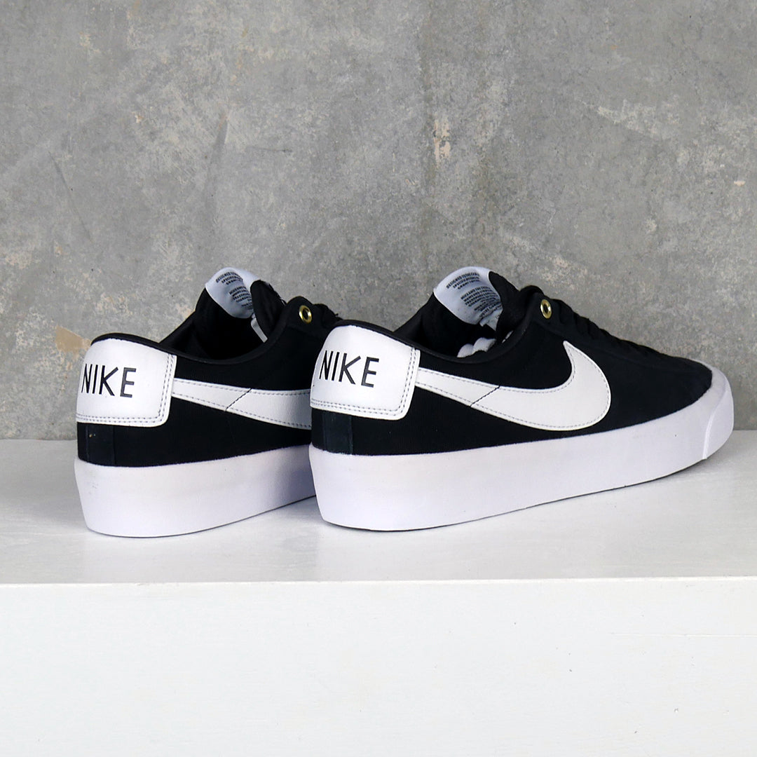 Blazer Low Pro GT Black/White