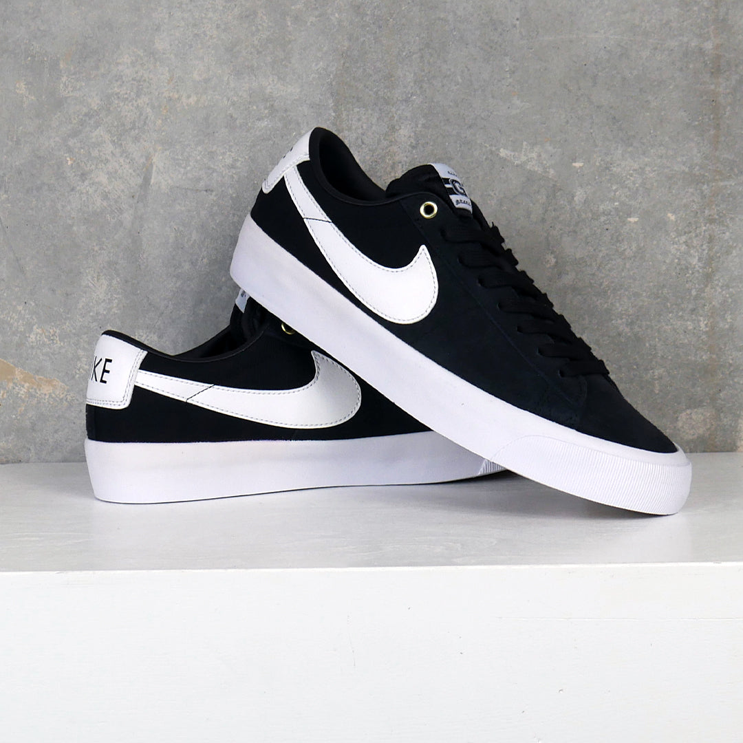 Blazer Low Pro GT Black/White