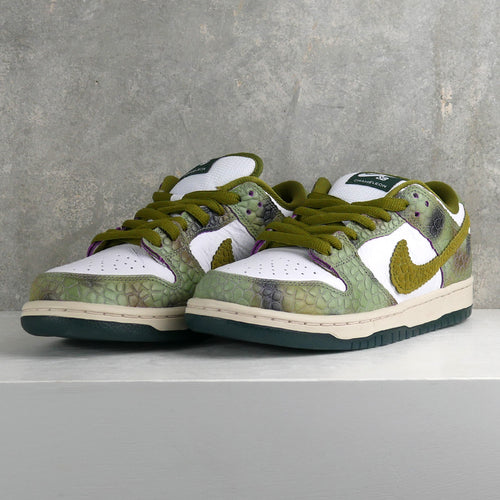 Nike SB Dunk Low Pro QS "Chameleon" (Oil Green/Desert Moss-White)