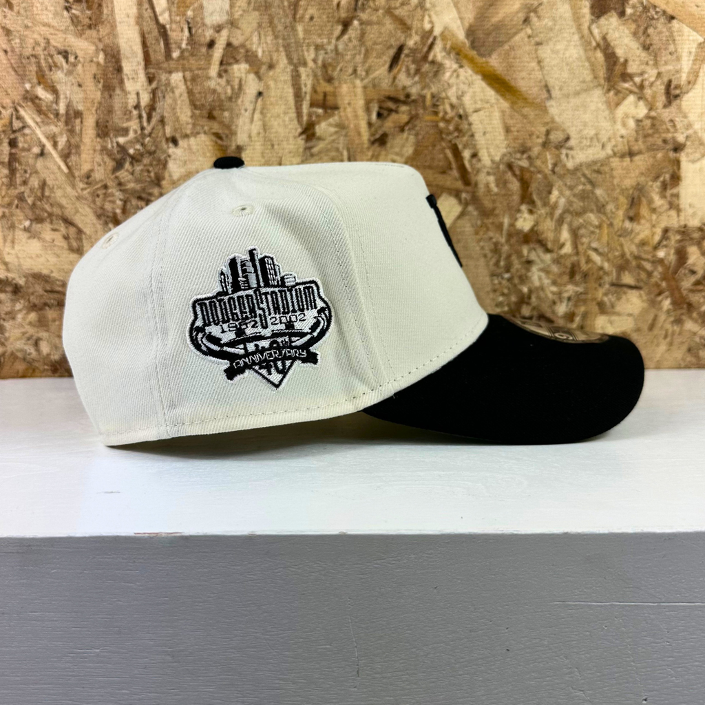 9Forty Dodgers Upside Down LA Chrome/Black