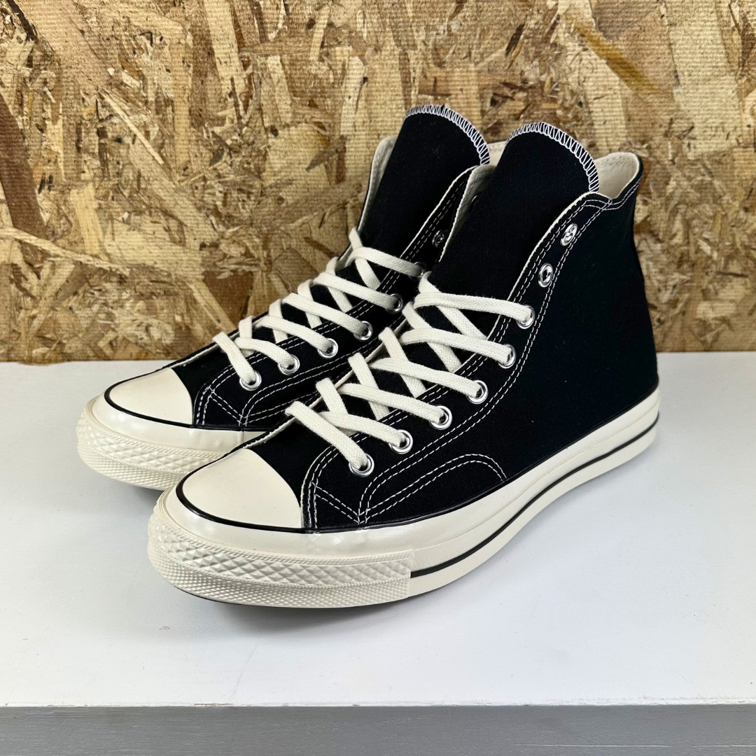 Chuck 70 Hi - Black/White