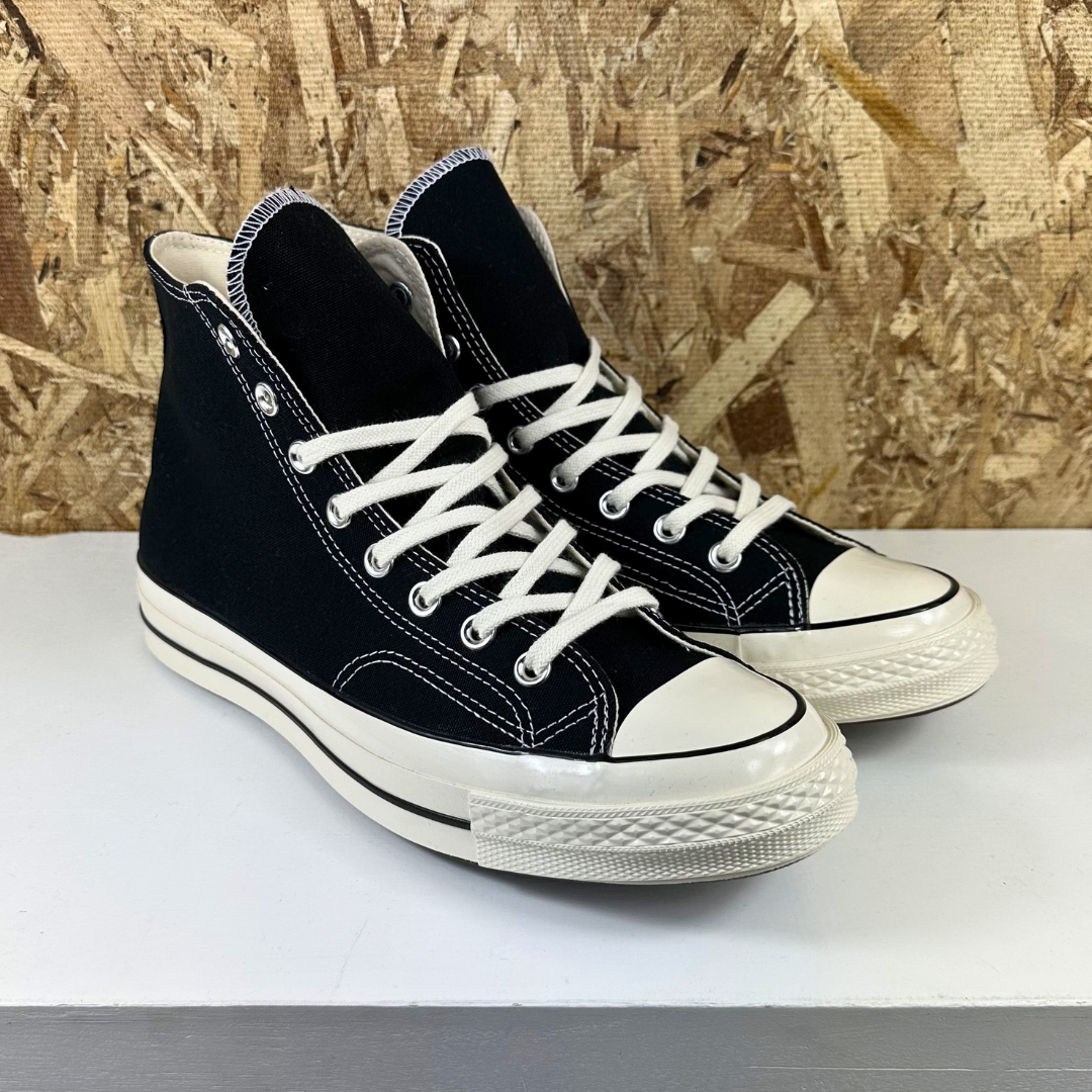 Chuck 70 Hi - Black/White