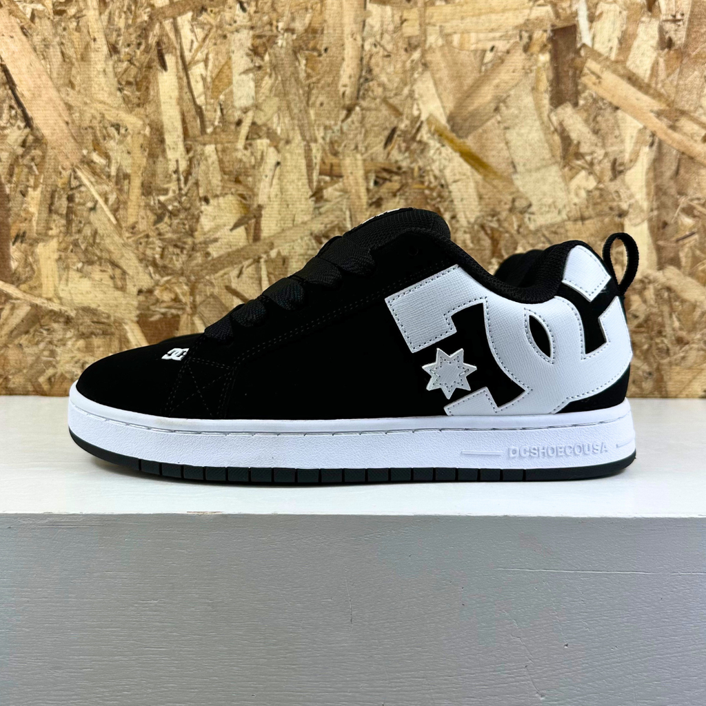 Court Graffik Black/White