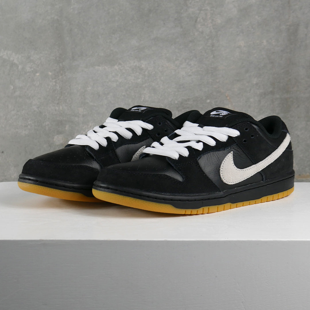 Nike SB Dunk Low Pro (Black/White)