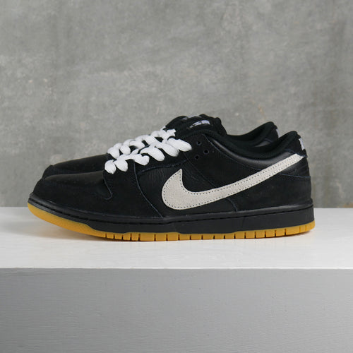 Nike SB Dunk Low Pro (Black/White)