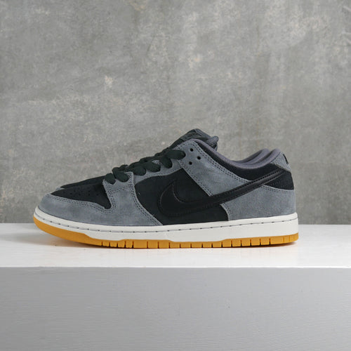 Nike SB Dunk Low Pro (Black/Smoke Grey)