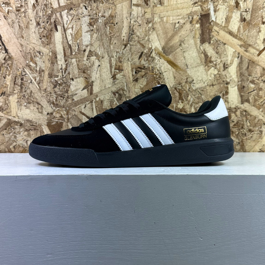 Glenburn - Black/White/Carbon