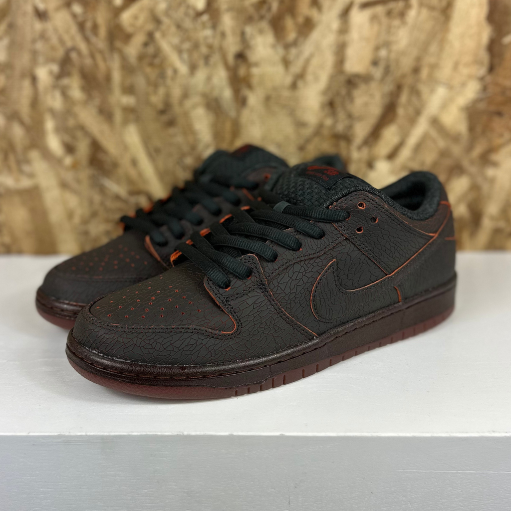 Nike SB Dunk Low Pro Prm - (Krampus)