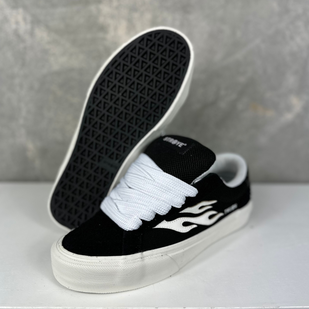 Logan Puff - Black