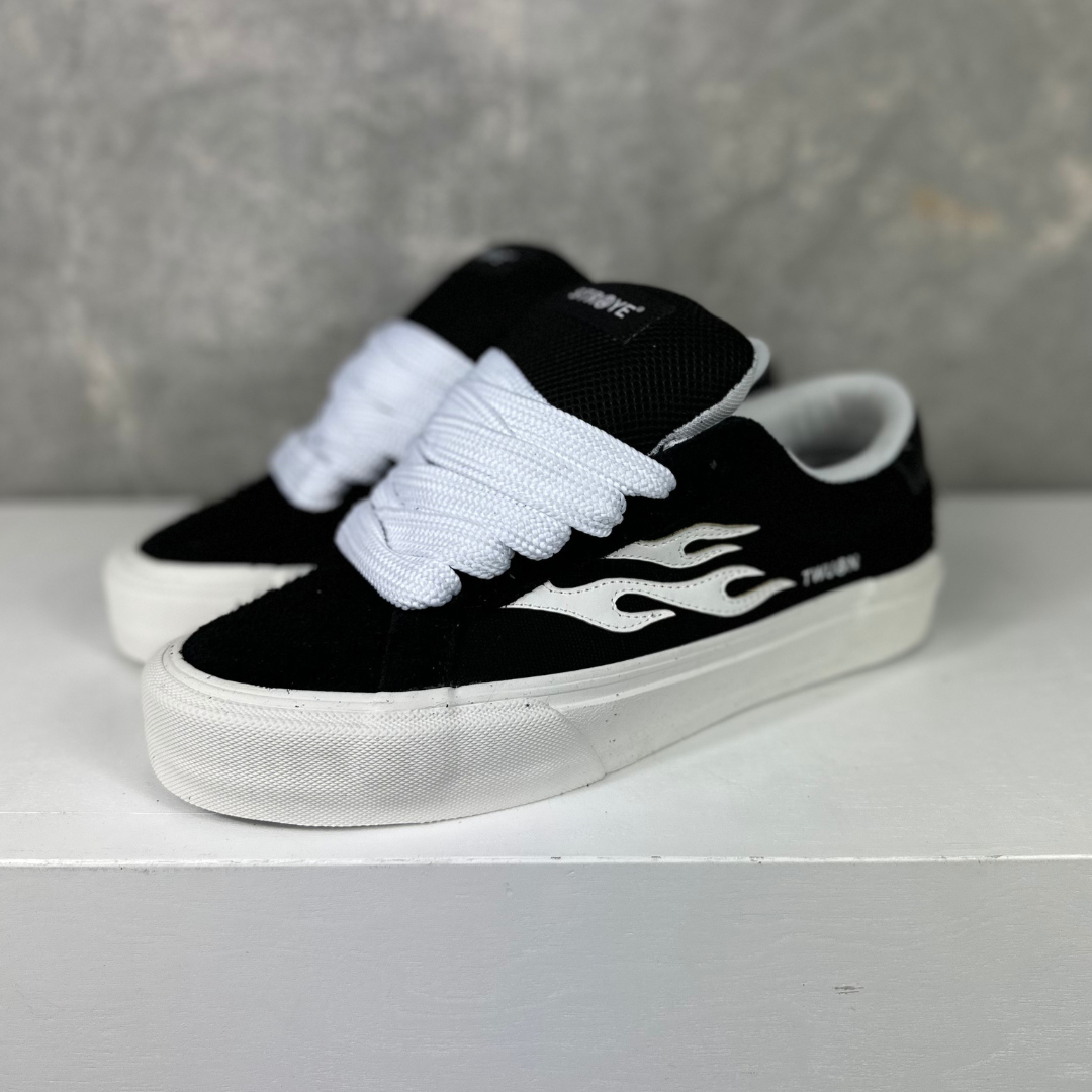 Logan Puff - Black