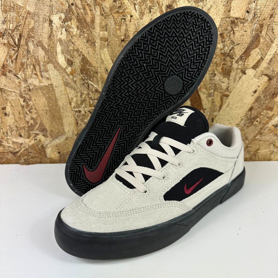 Nike SB Malor 104