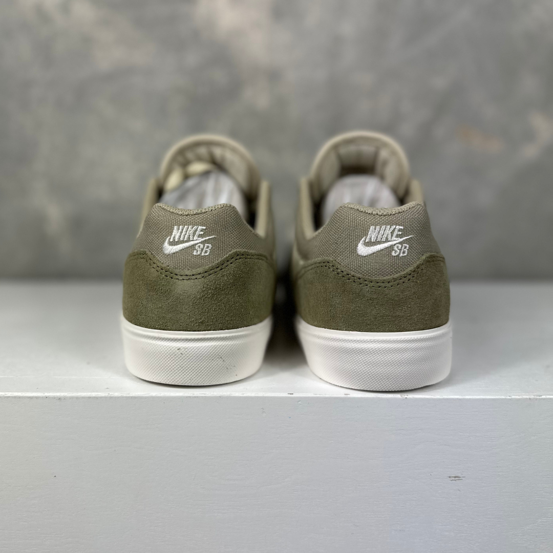 Nike SB Malor (Khaki/ Pale Ivory)