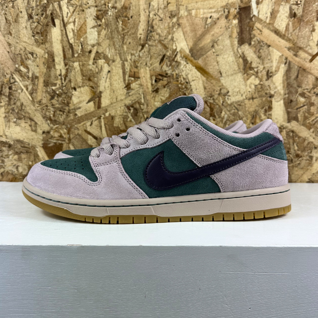 Nike SB Dunk Low Pro - (Mineral Slate/Dark Rosin)
