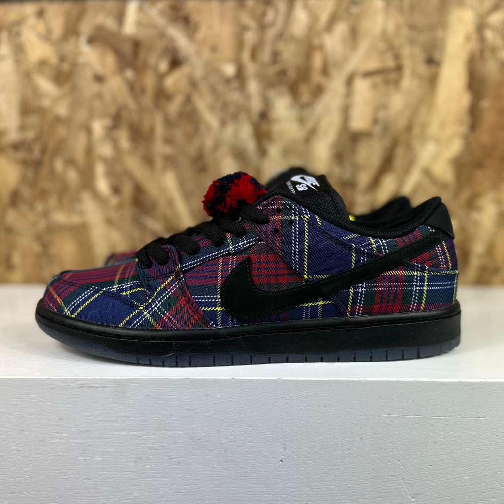 Nike SB Dunk Low Pro Prm - (Nardwuar)
