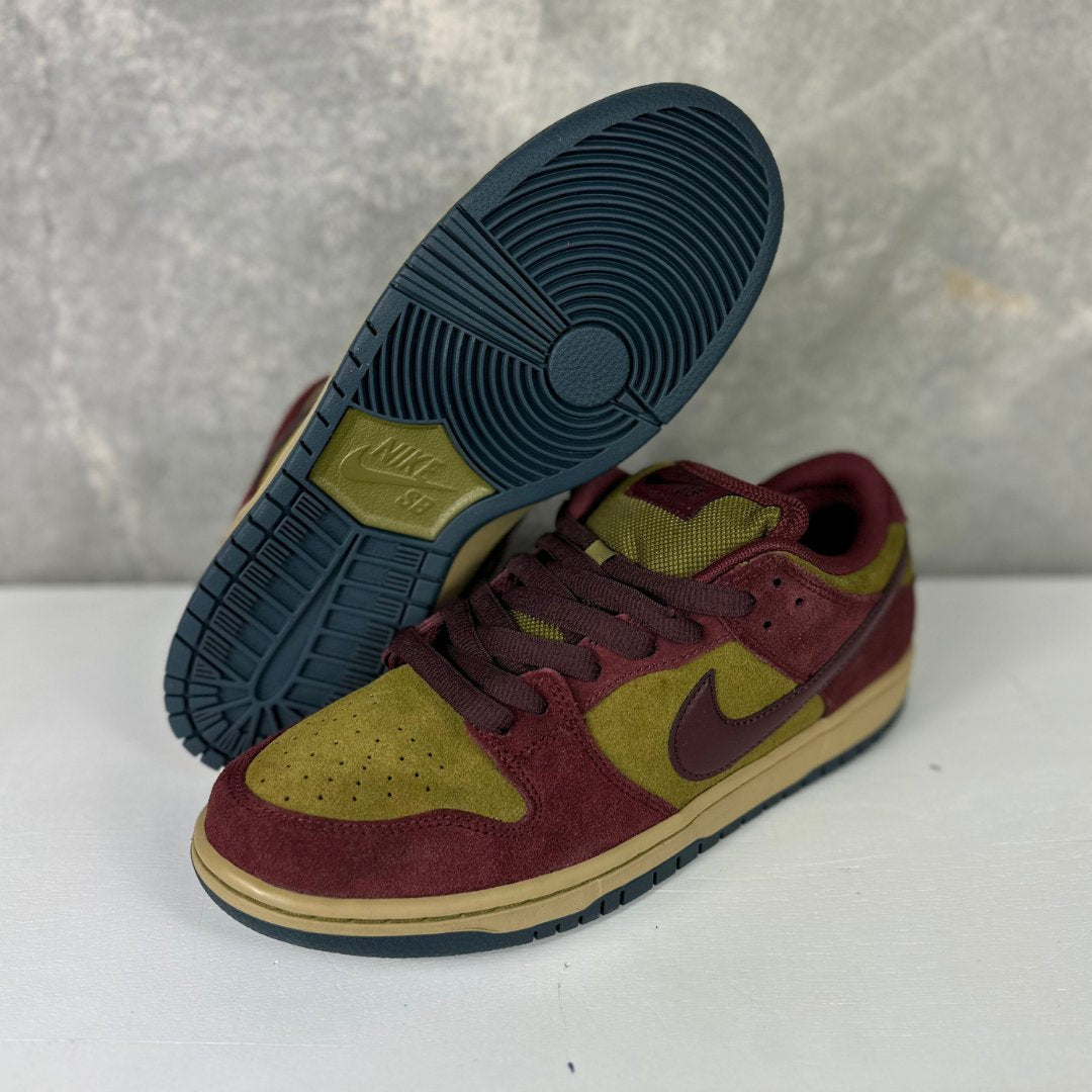 Nike SB Dunk Low Pro (Dark Team Red)