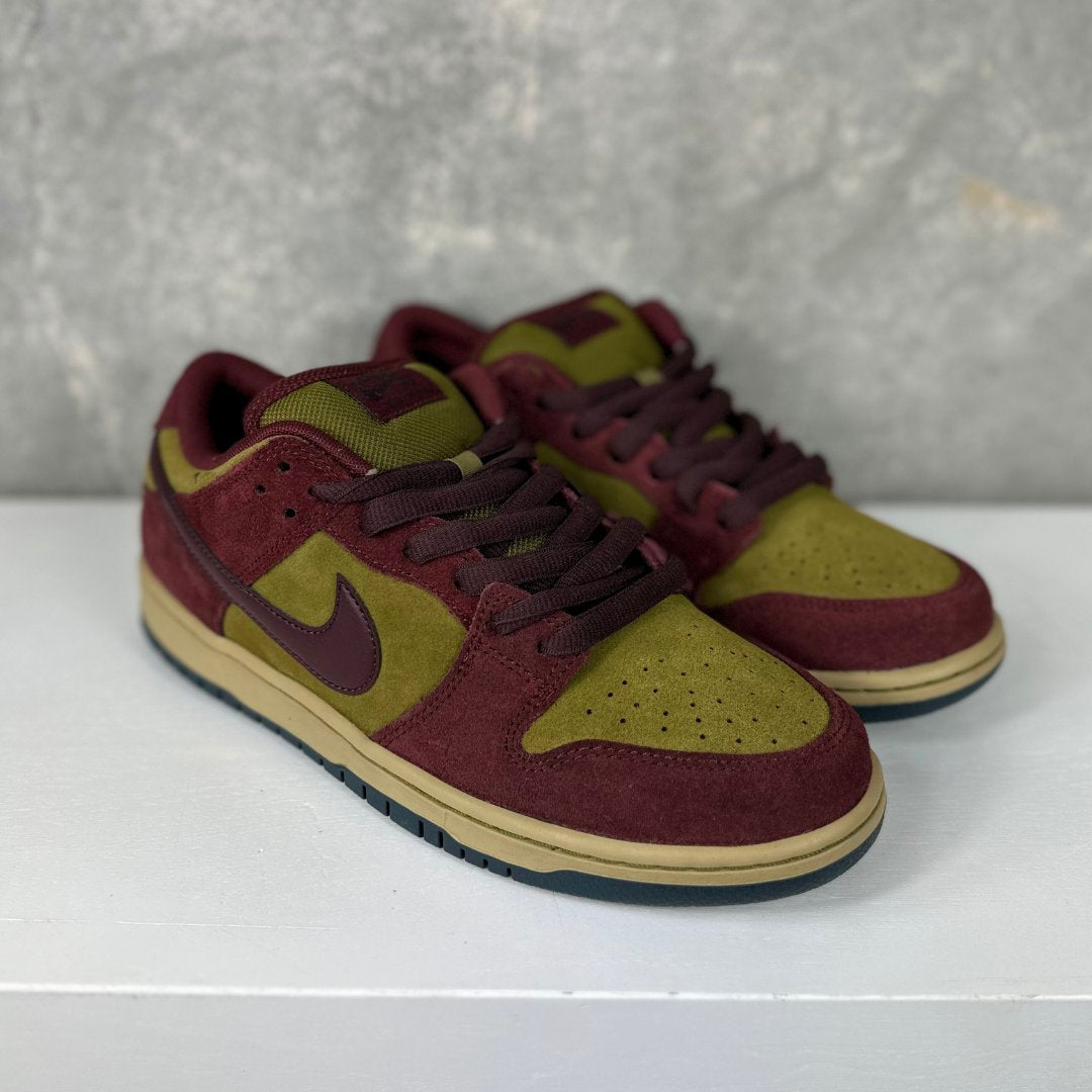 Nike SB Dunk Low Pro (Dark Team Red)
