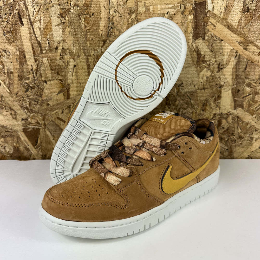 Nike SB Dunk Low Pro - Note Shop