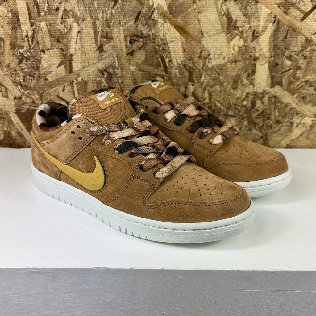 Nike SB Dunk Low Pro - Note Shop