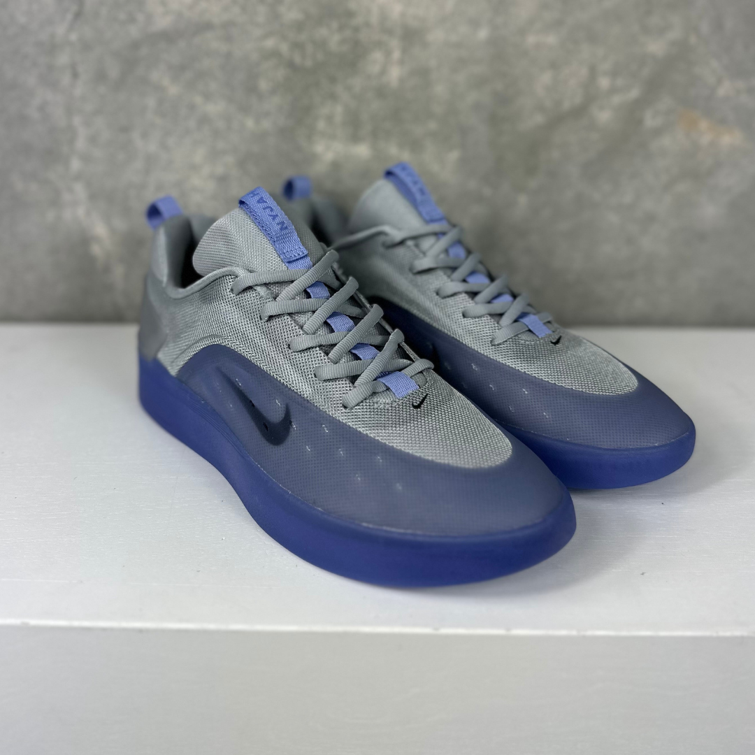 Nike SB Nyjah 4 - LT THISTLE/BLACK-LT THISTLE