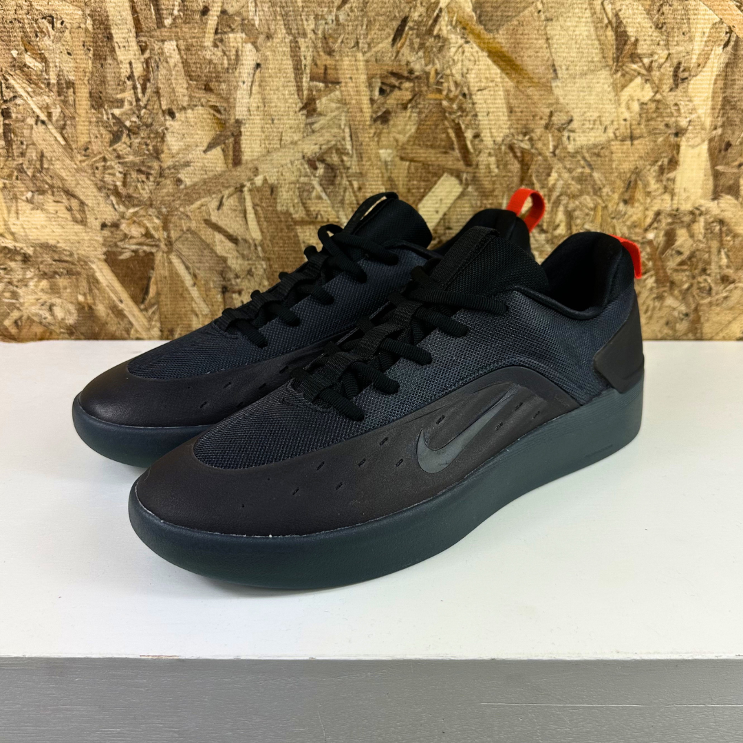 Nyjah 4 - Cool Grey