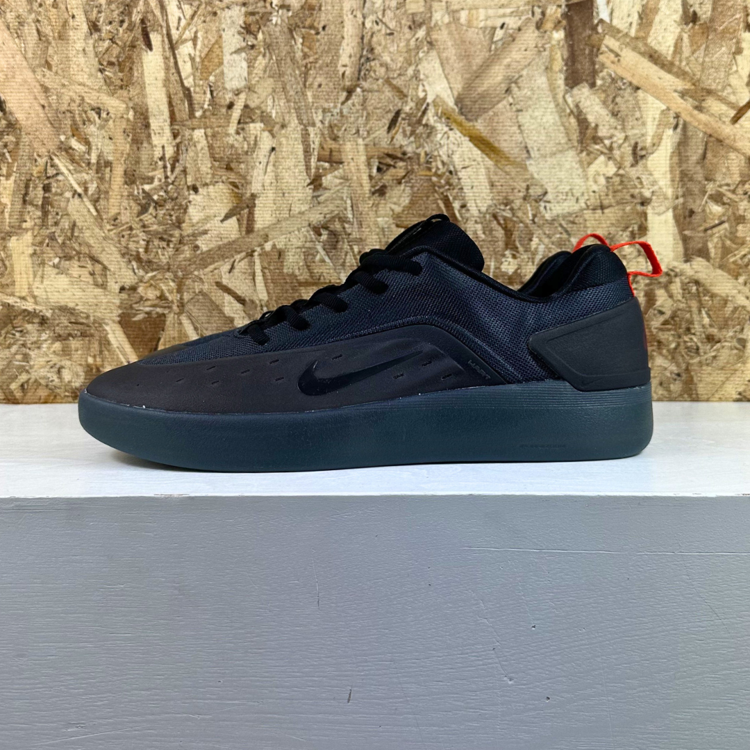 Nyjah 4 - Cool Grey