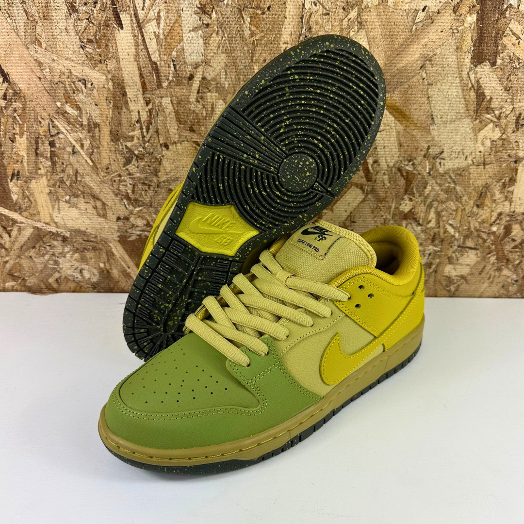 Nike SB Dunk Low Pro WC - Saffron Quartz