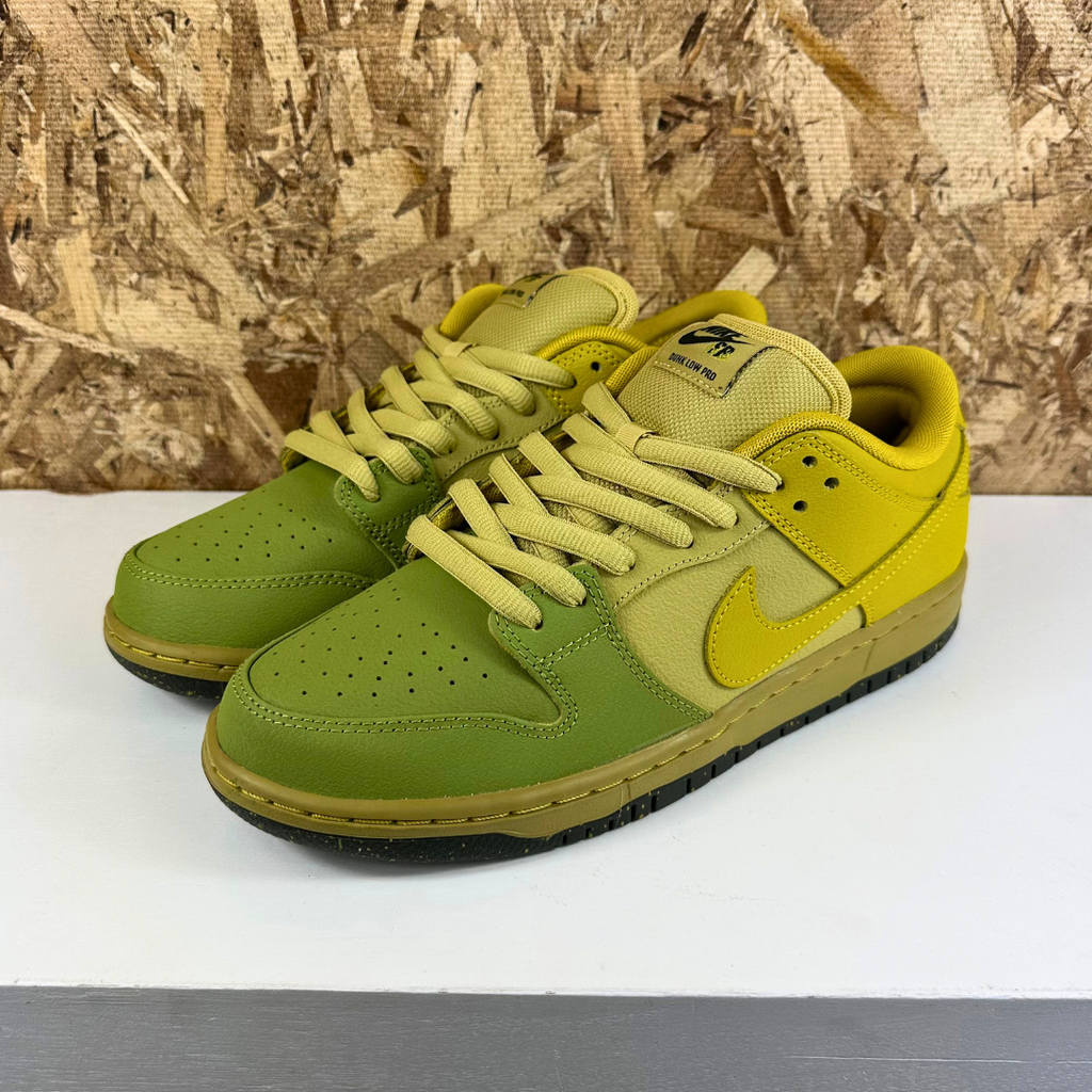 Nike SB Dunk Low Pro WC - Saffron Quartz