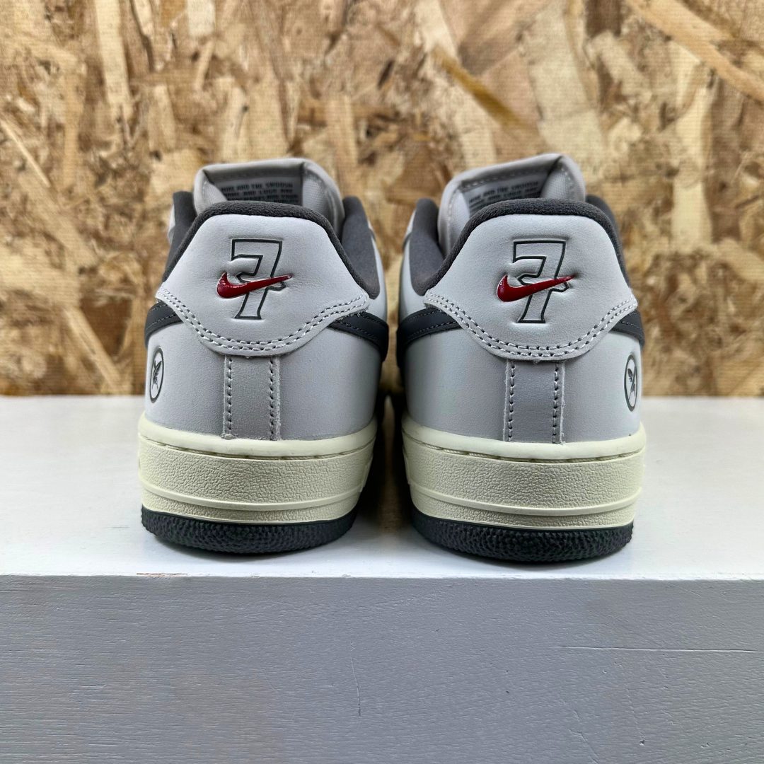 Nike SB Zoom Air Force 1 Yuto