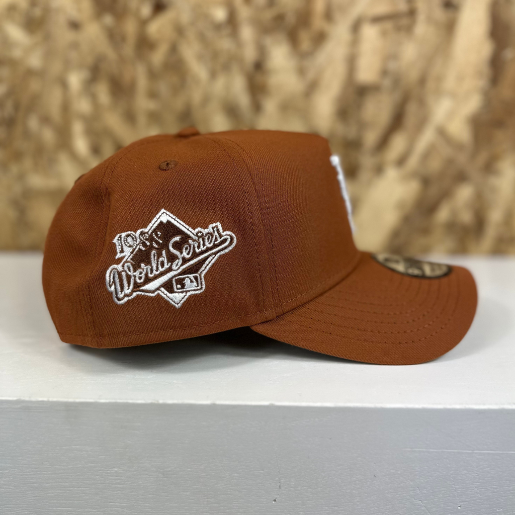 New Era A Frame 9Forty Upside Down Dodgers 1988 Series Brown