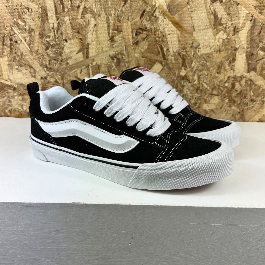 Knu School - Blk/Wht