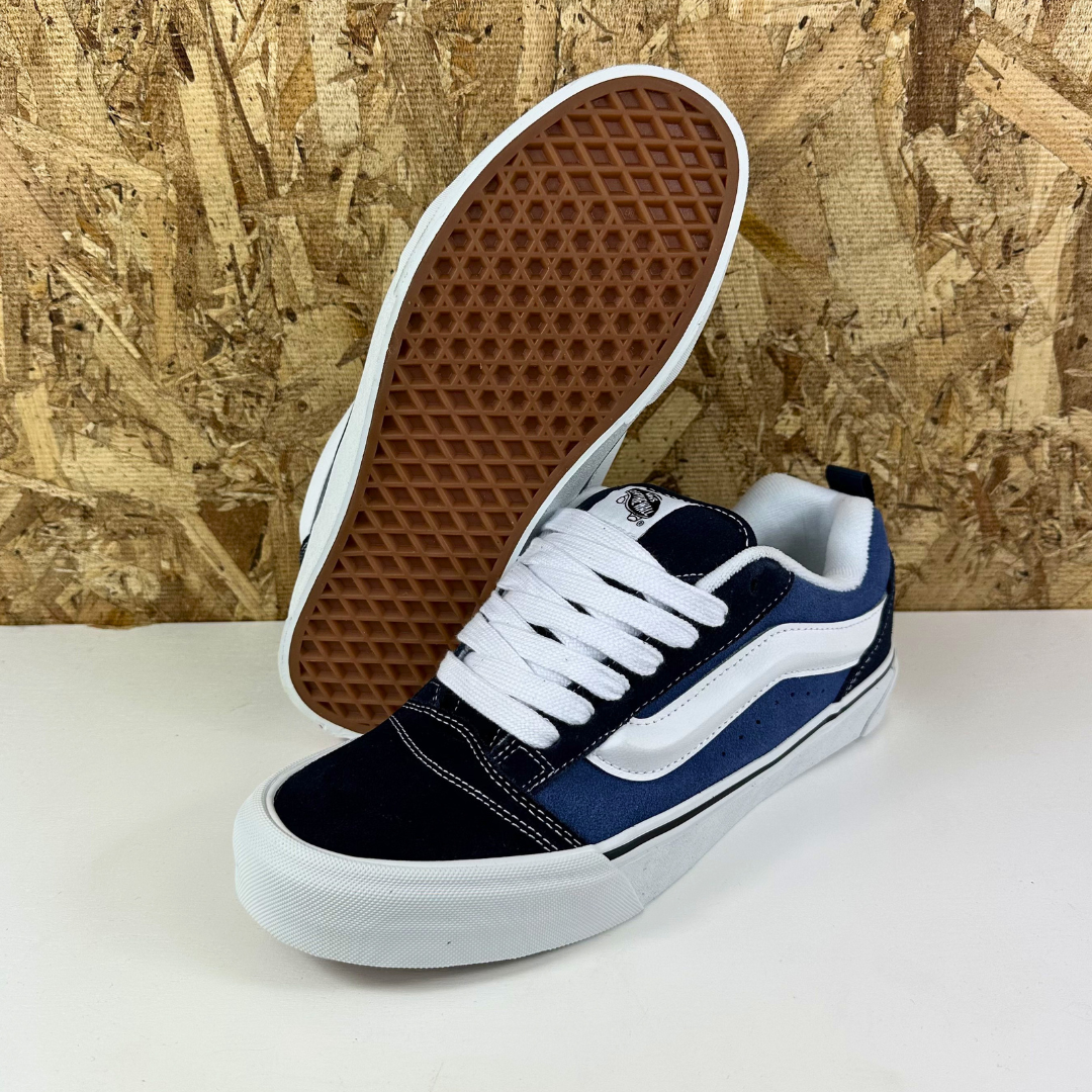 Knu School - Navy/Wht