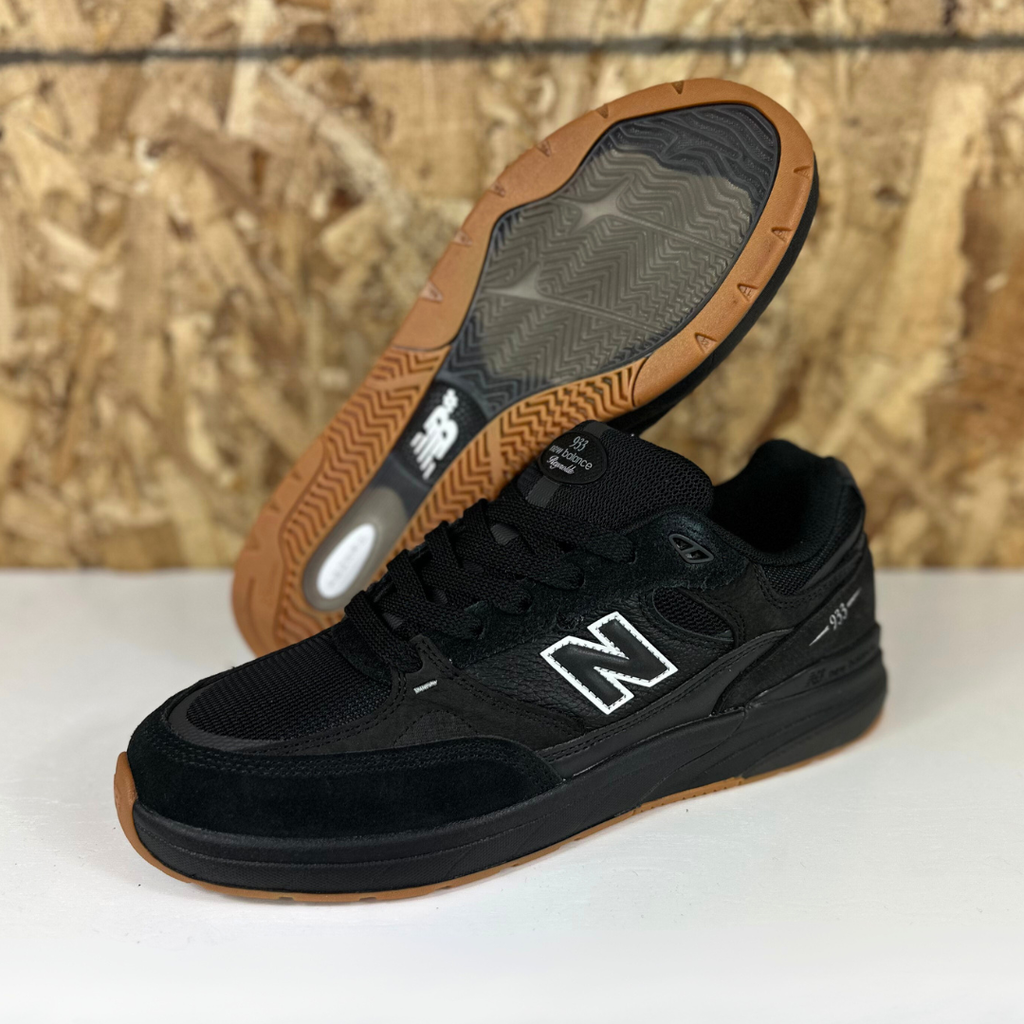 New Balance Numeric Andrew Reynolds NM933 - Black/Gum