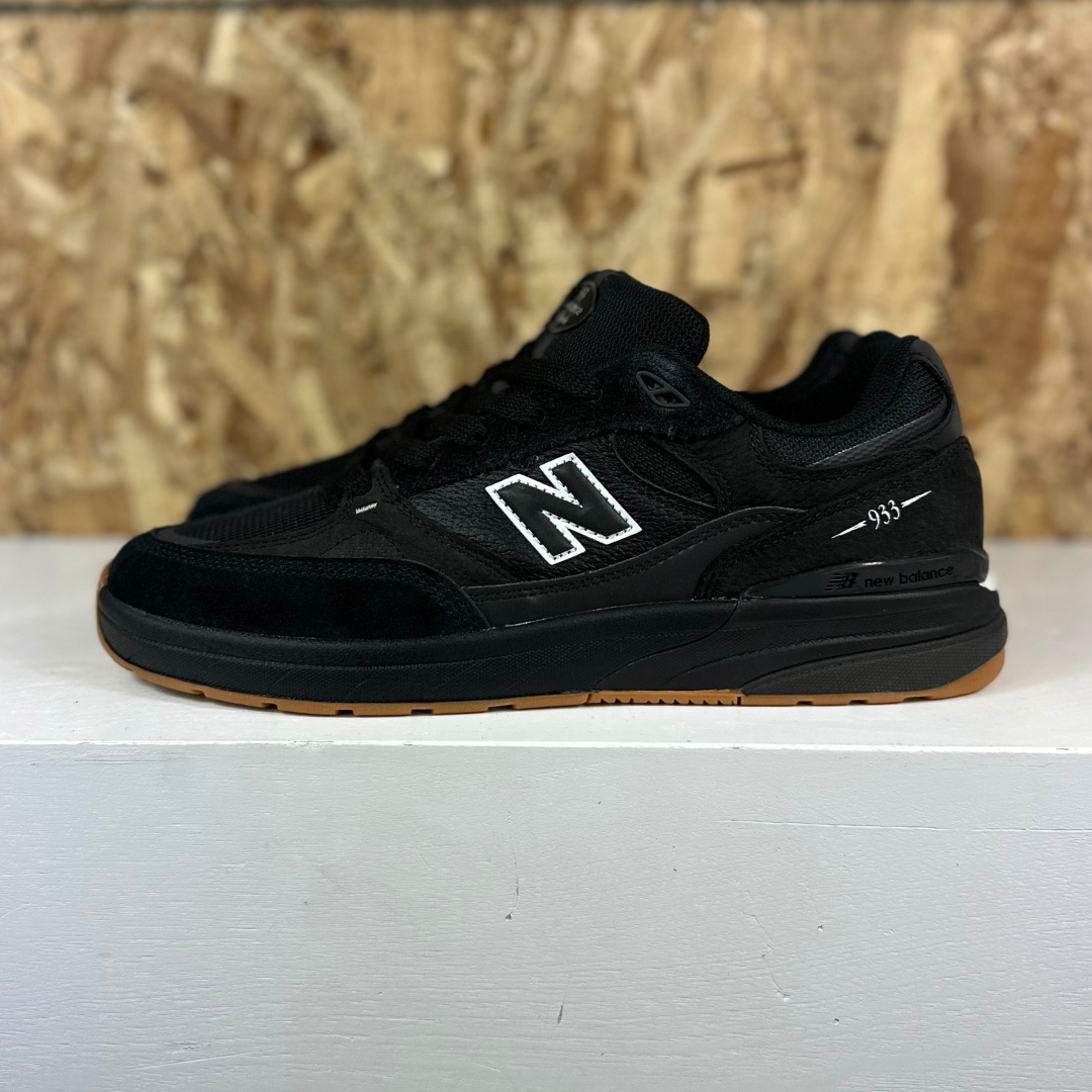 New Balance Numeric Andrew Reynolds NM933 - Black/Gum