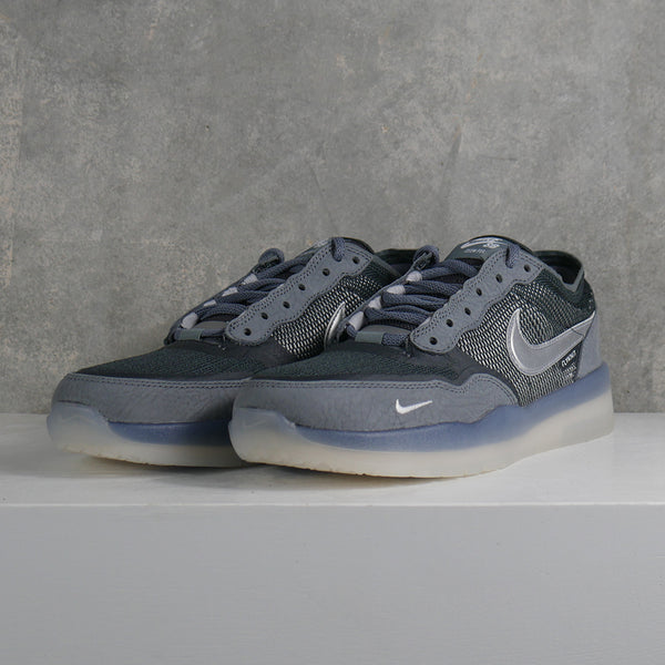 送料込み 追跡あり Nike SB PS8 \"Cool Grey\" Nike SB PS8 (Cool Grey/Metallic Silver) – Kinetic / Nocturnal