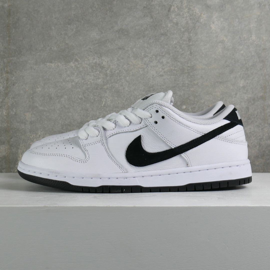 Nike SB Dunk Low Pro - White/Black/White